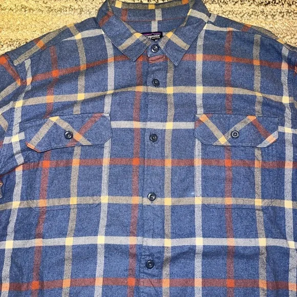 Patagonia Men’s Long Sleeved Organic Cotton Mid weight Fjord Flannel - Picture 3 of 5